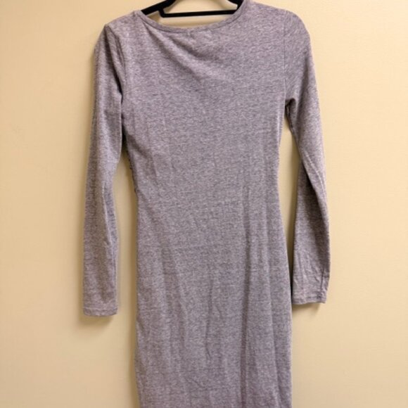 Leith Long Sleeve Ruched Dress - Picture 3 of 4